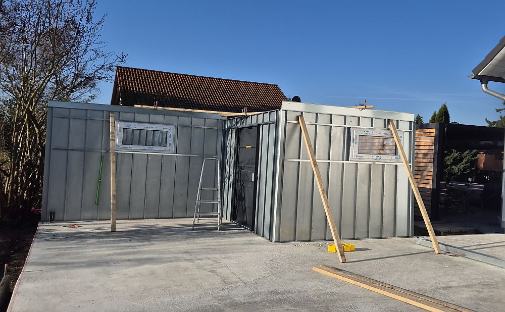 große Garage  